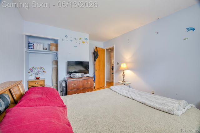 23012 Allor Street, St. Clair Shores, MI 48082
