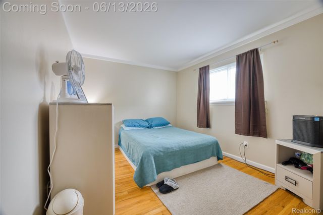 23012 Allor Street, St. Clair Shores, MI 48082