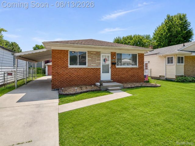 23012 Allor Street, St. Clair Shores, MI 48082