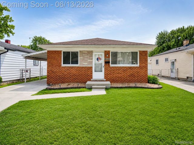 23012 Allor Street, St. Clair Shores, MI 48082