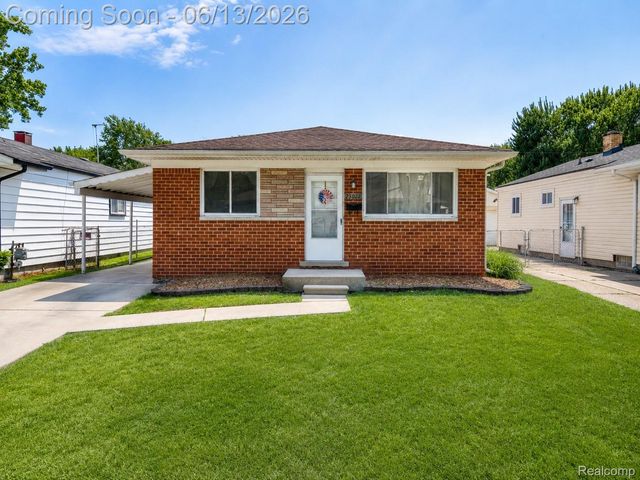 23012 Allor Street, St. Clair Shores, MI 48082
