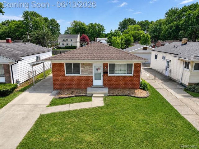 23012 Allor Street, St. Clair Shores, MI 48082