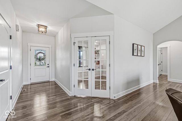 1244 N Buck Creek Road, Greenfield, IN 46140