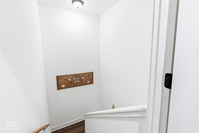 1244 N Buck Creek Road, Greenfield, IN 46140