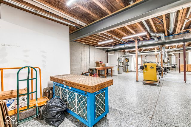 1244 N Buck Creek Road, Greenfield, IN 46140