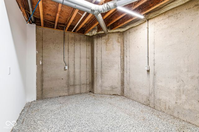 1244 N Buck Creek Road, Greenfield, IN 46140