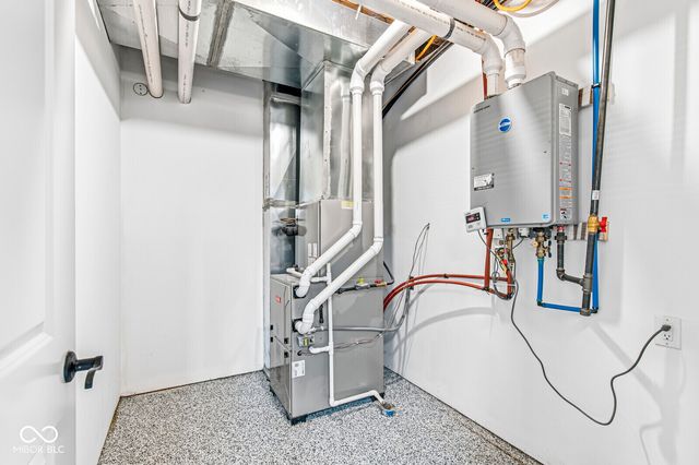 1244 N Buck Creek Road, Greenfield, IN 46140