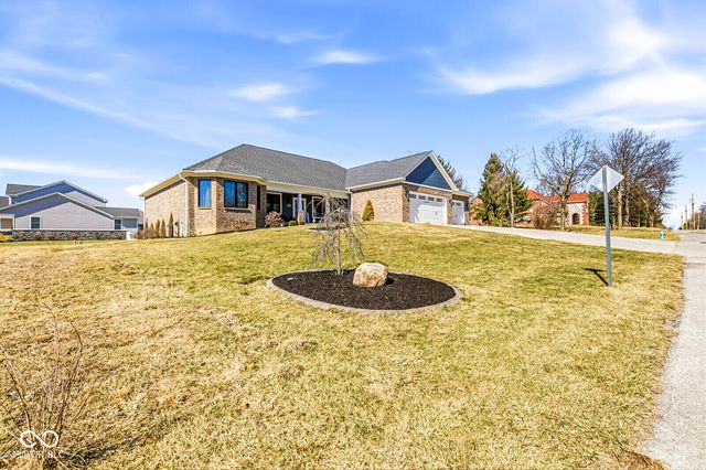 1244 N Buck Creek Road, Greenfield, IN 46140