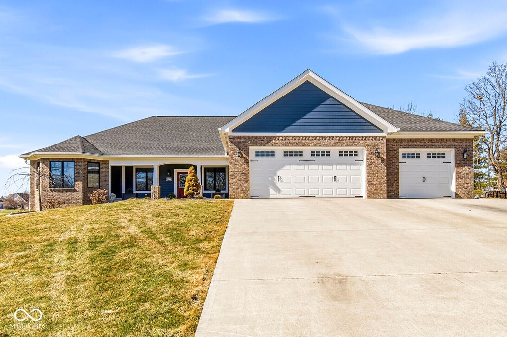 1244 N Buck Creek Road, Greenfield, IN 46140