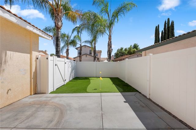 39552 June Road, Temecula, CA 92591
