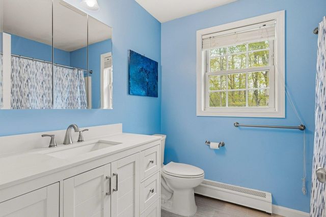109 Langford Road, Raymond, NH 03077