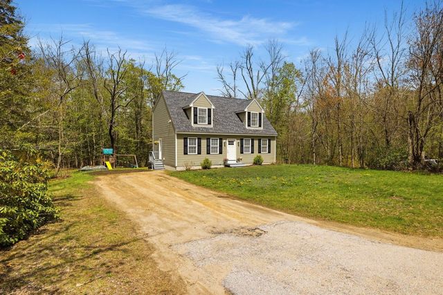 109 Langford Road, Raymond, NH 03077