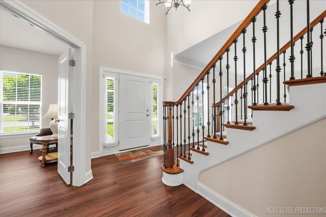 3615 Tournament Drive, Elgin, IL 60124