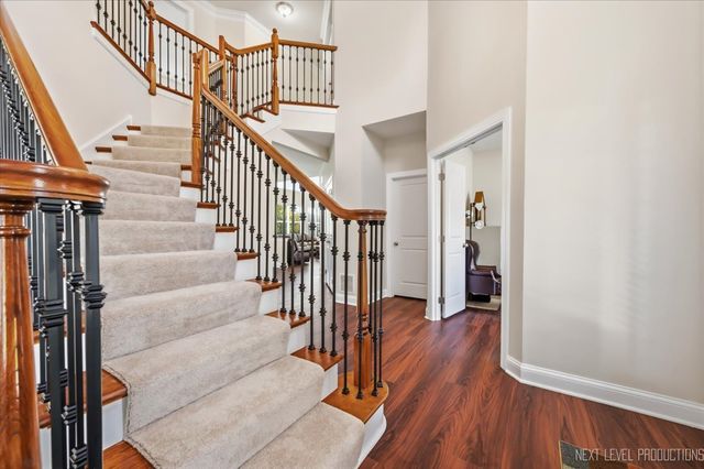 3615 Tournament Drive, Elgin, IL 60124