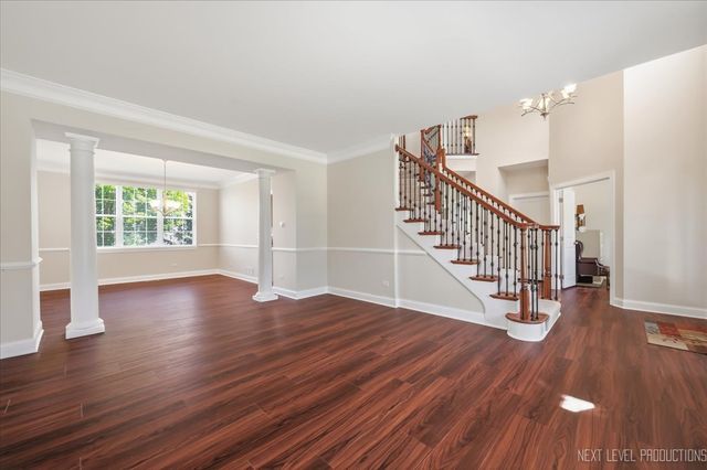3615 Tournament Drive, Elgin, IL 60124