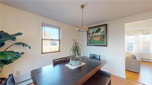 19 Pavilion Court, Cranston, RI 02920