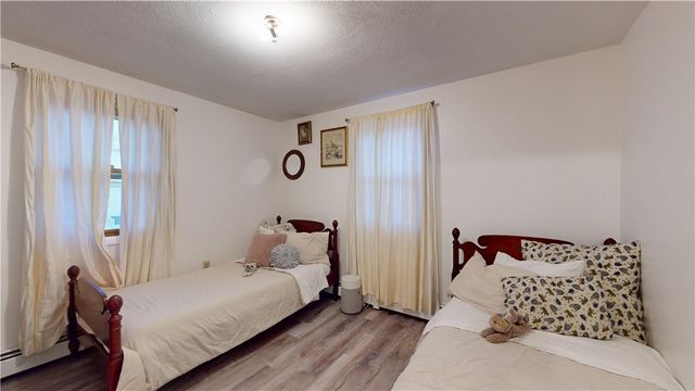 19 Pavilion Court, Cranston, RI 02920