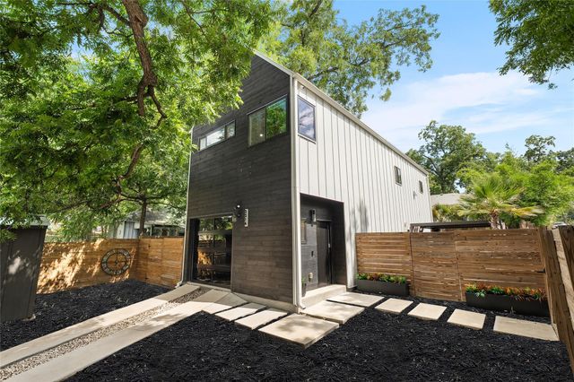 2214 Garden ST 2, Austin, TX 78702