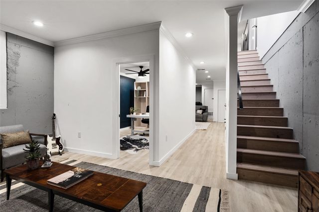 2214 Garden ST 2, Austin, TX 78702