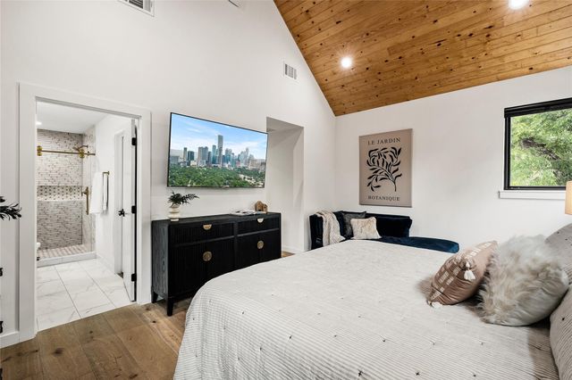 2214 Garden ST 2, Austin, TX 78702