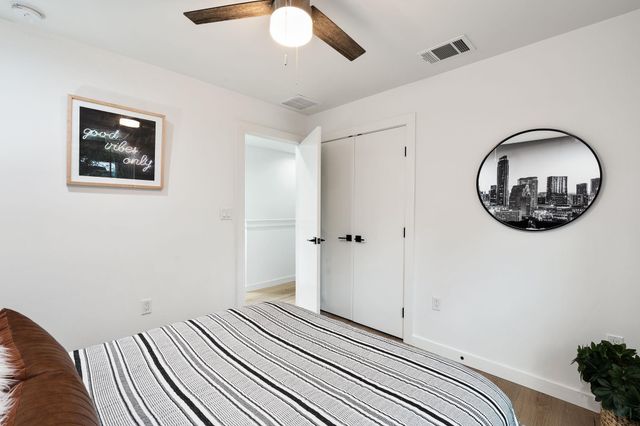 2214 Garden ST 2, Austin, TX 78702