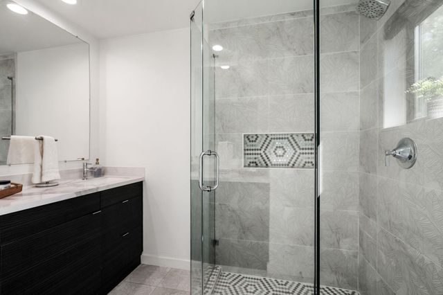 2214 Garden ST 2, Austin, TX 78702