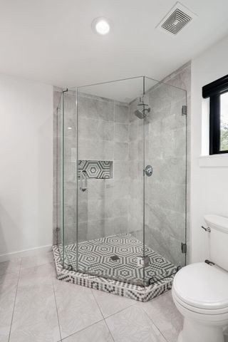 2214 Garden ST 2, Austin, TX 78702