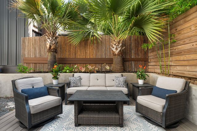 2214 Garden ST 2, Austin, TX 78702