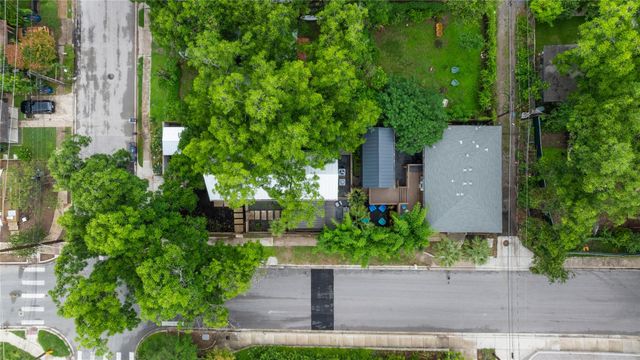 2214 Garden ST 2, Austin, TX 78702