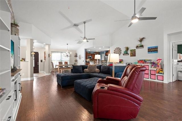 611 Cleveland AVE, Lehigh Acres, FL 33972