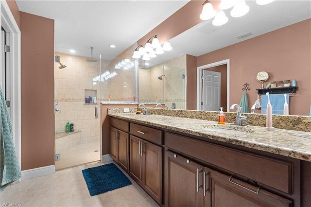 611 Cleveland AVE, Lehigh Acres, FL 33972