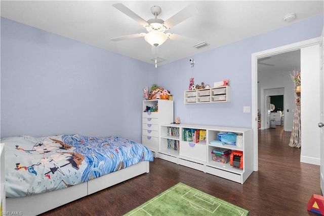 611 Cleveland AVE, Lehigh Acres, FL 33972