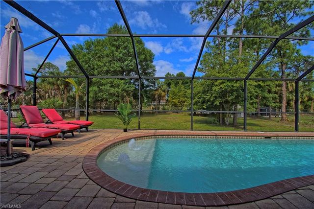 611 Cleveland AVE, Lehigh Acres, FL 33972