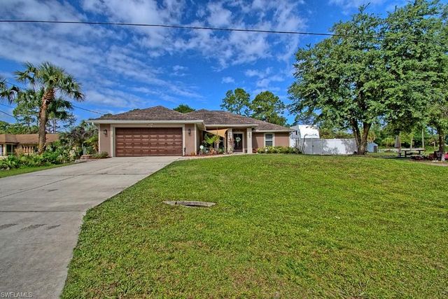 611 Cleveland AVE, Lehigh Acres, FL 33972
