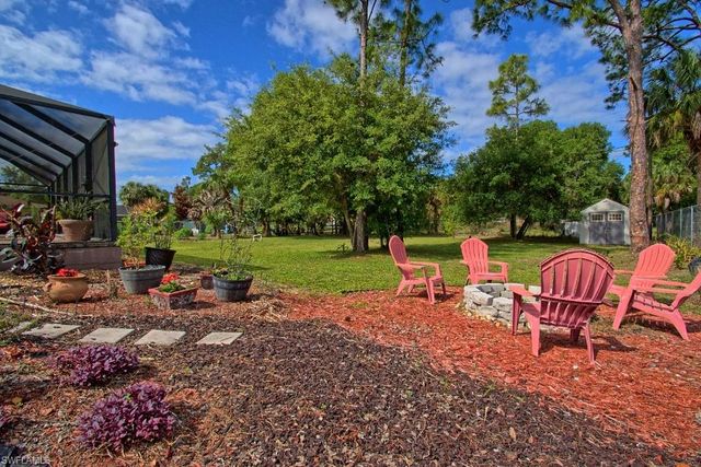 611 Cleveland AVE, Lehigh Acres, FL 33972