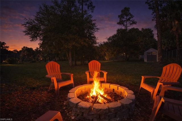 611 Cleveland AVE, Lehigh Acres, FL 33972