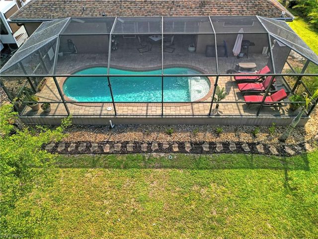 611 Cleveland AVE, Lehigh Acres, FL 33972