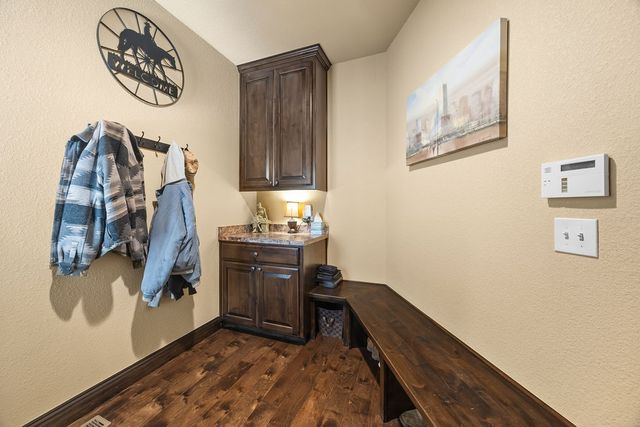 4218 Homewoods Drive, Little Flock, AR 72756