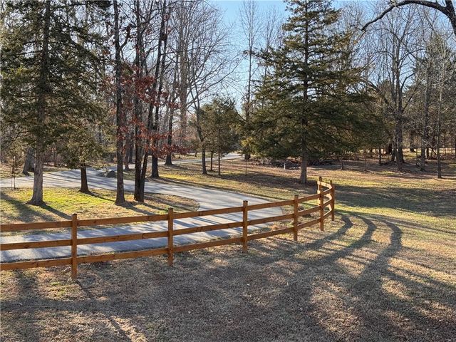 4218 Homewoods Drive, Little Flock, AR 72756