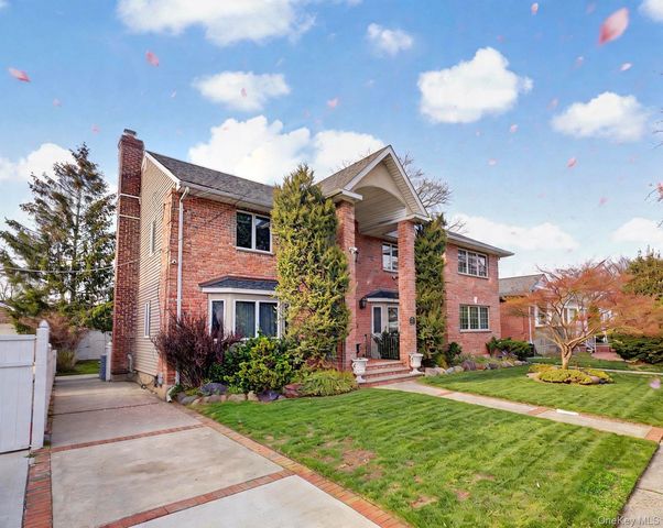 251-43 57th Avenue, Little Neck, NY 11362