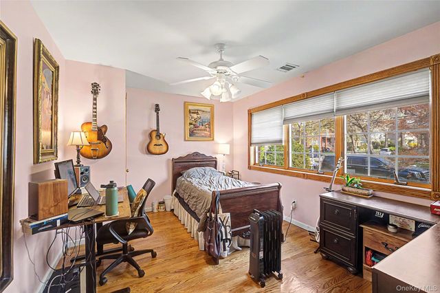 251-43 57th Avenue, Little Neck, NY 11362