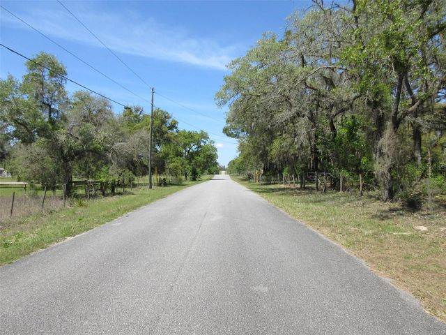 5439 W OAKHILL STREET, Dunnellon, FL 34433