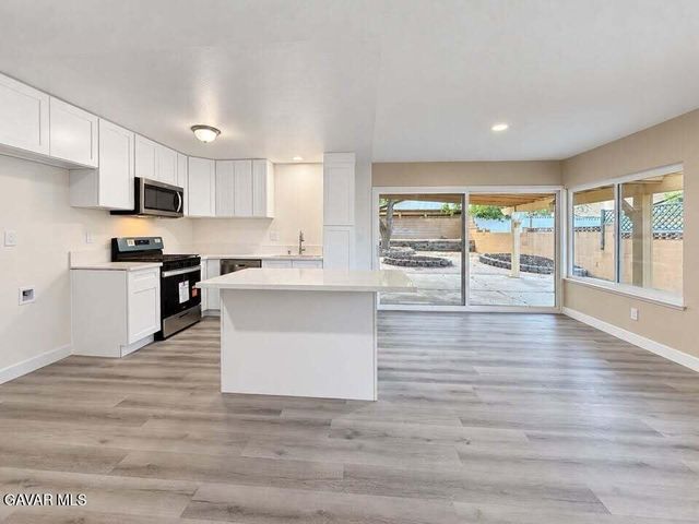 44721 Benald Street, Lancaster, CA 93535