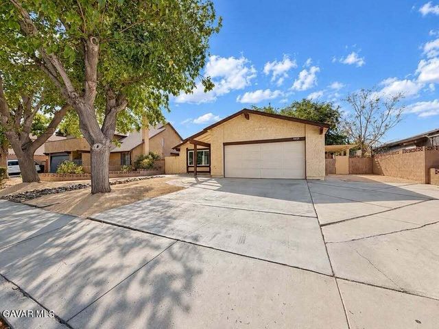 44721 Benald Street, Lancaster, CA 93535