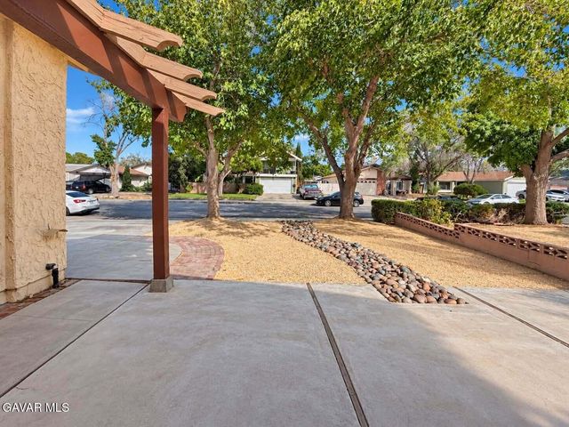 44721 Benald Street, Lancaster, CA 93535