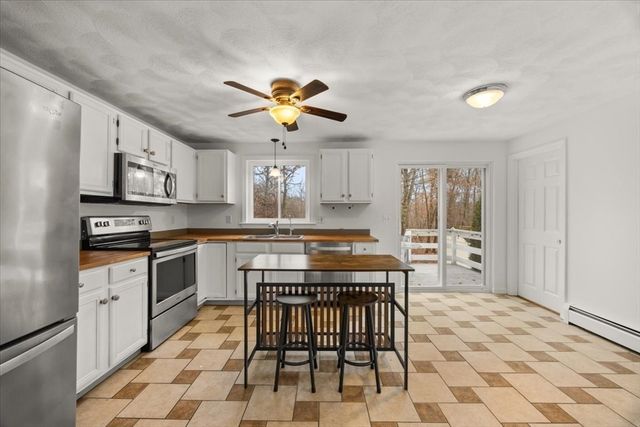 349 Anawan St, Rehoboth, MA 02769