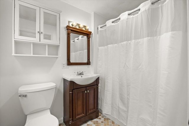 349 Anawan St, Rehoboth, MA 02769