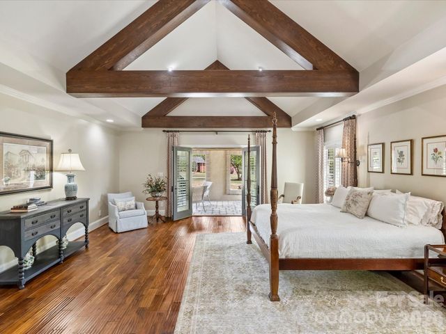 4330 Carmel Valley Road, Charlotte, NC 28226