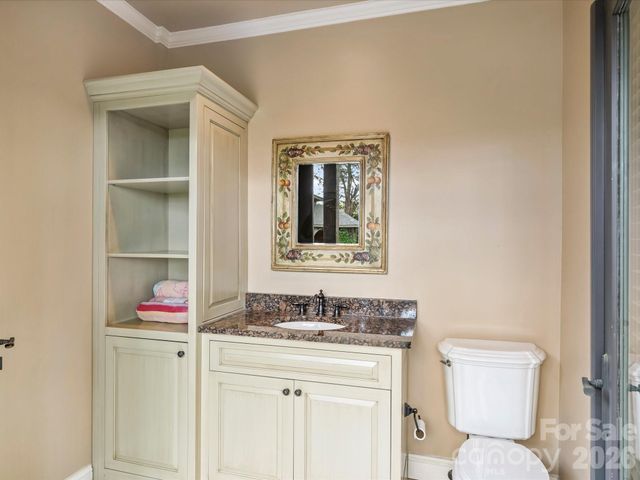 4330 Carmel Valley Road, Charlotte, NC 28226