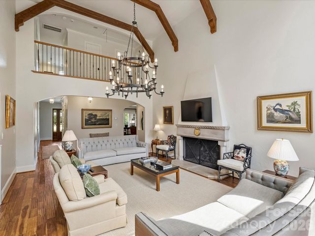 4330 Carmel Valley Road, Charlotte, NC 28226